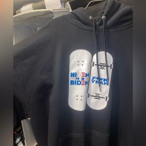 XL Men’s hoodie comfy and black